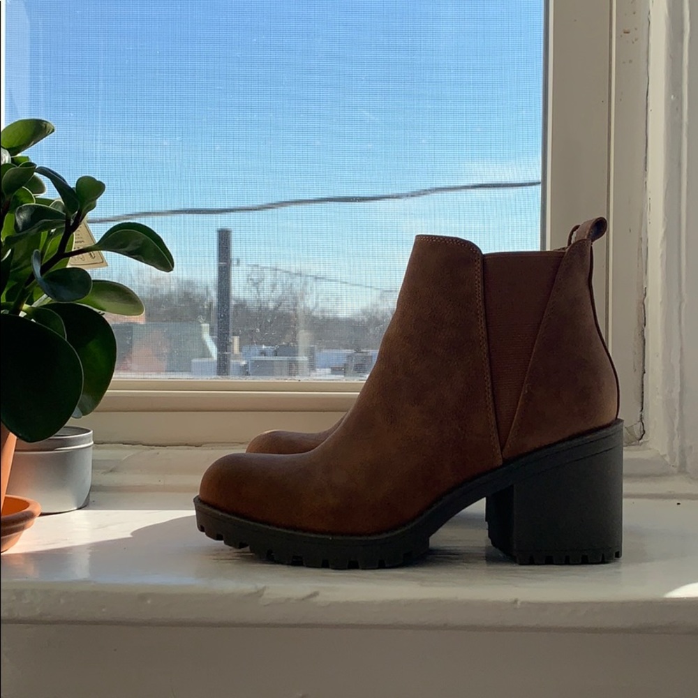 ModCloth - A Better Beginning Ankle Boot 6.5